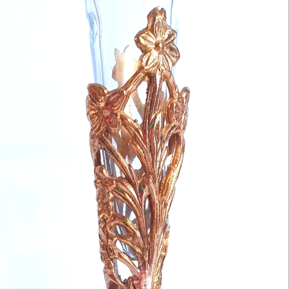 Antique Victorian Brass Base with Fluted Glass Vase - Picture 4 of 5